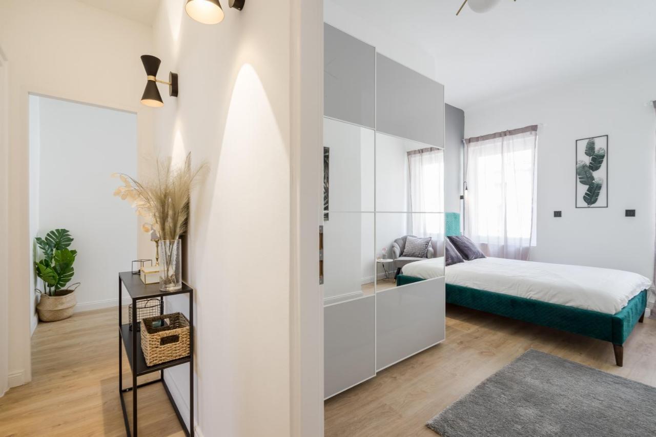 Tilia Luxury Apartment - 3 Bedrooms With Ac 布达佩斯 外观 照片