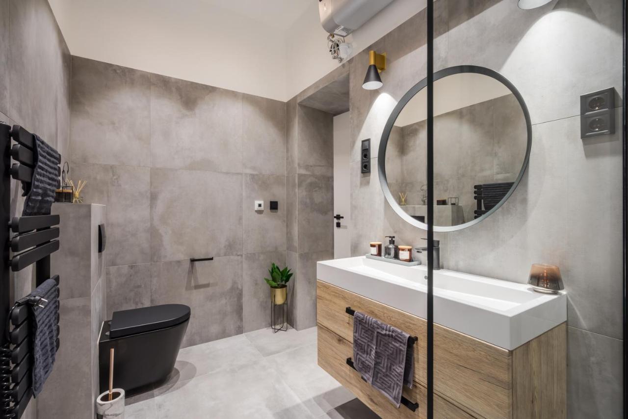 Tilia Luxury Apartment - 3 Bedrooms With Ac 布达佩斯 外观 照片